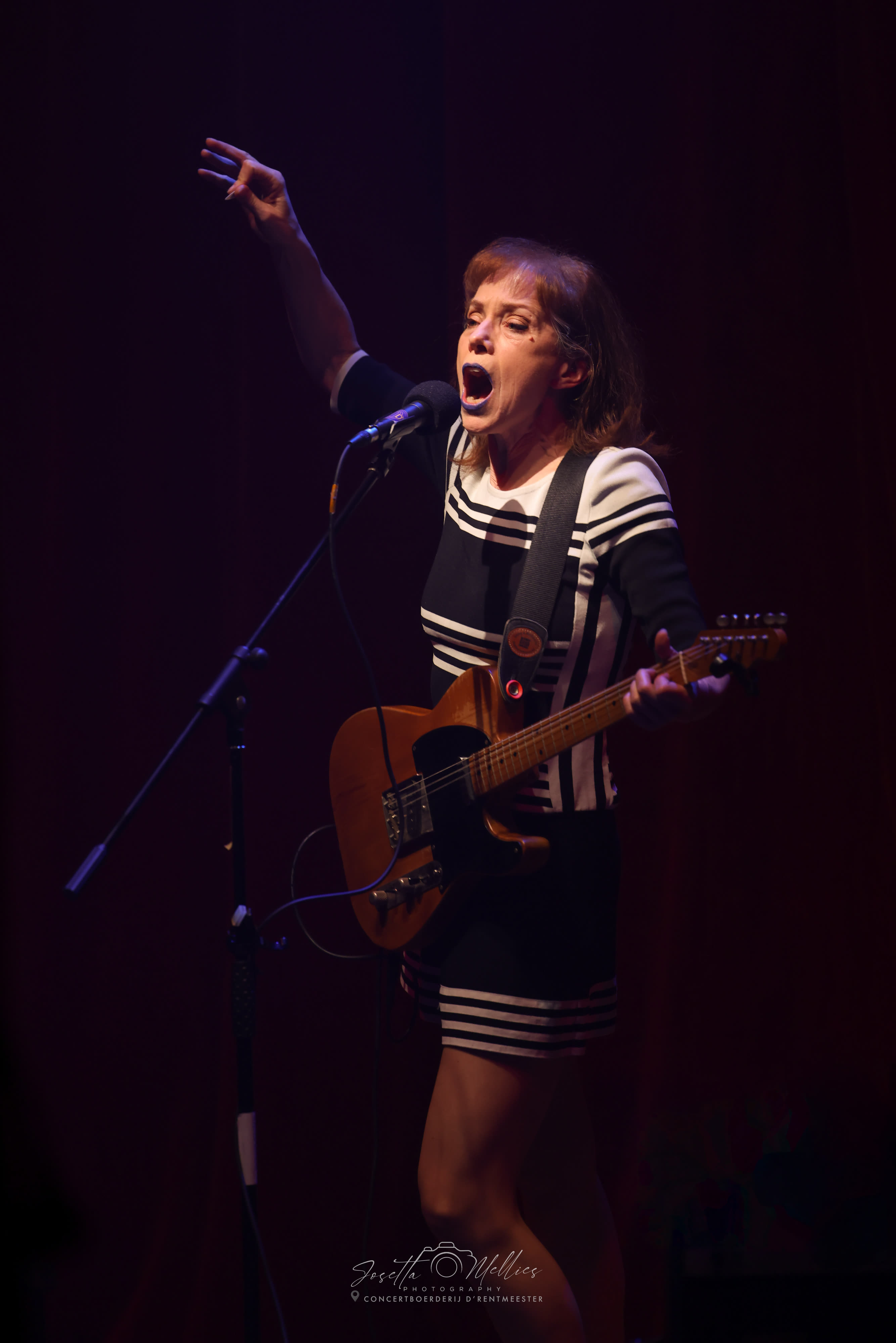 Selina Martin live · Valthermond NL, photo by Josetta Mellies